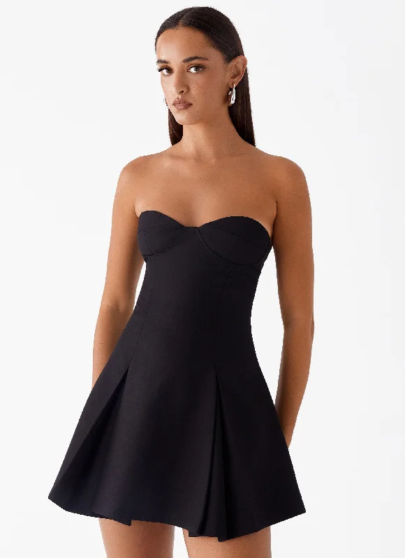 Animal print mini dresses for a bold statement Victoria Strapless Mini Dress - Black Animal print mini dresses for a bold statement Victoria Strapless Mini Dress - Black