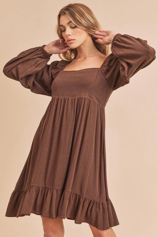 Mini dresses with fringe for a bohemian style Ruffled Hem Square Neck Balloon Sleeve Mini Dress Mini dresses with fringe for a bohemian style Ruffled Hem Square Neck Balloon Sleeve Mini Dress