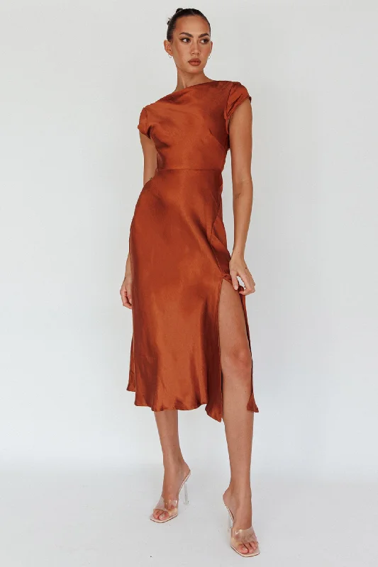 Midi dresses with V - necklines for a flattering and elongating effect Lucinda Twist Back Midi Dress Brown