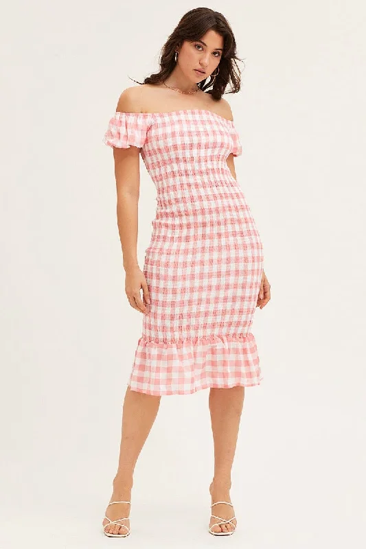 Midi dresses with side slits for a sexy and elegant appearance Check Shirred Midi Dress