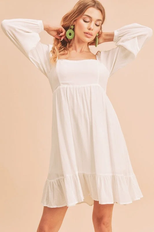 Mini dresses with tiered skirts for added volume Ruffled Hem Square Neck Balloon Sleeve Mini Dress Mini dresses with tiered skirts for added volume Ruffled Hem Square Neck Balloon Sleeve Mini Dress