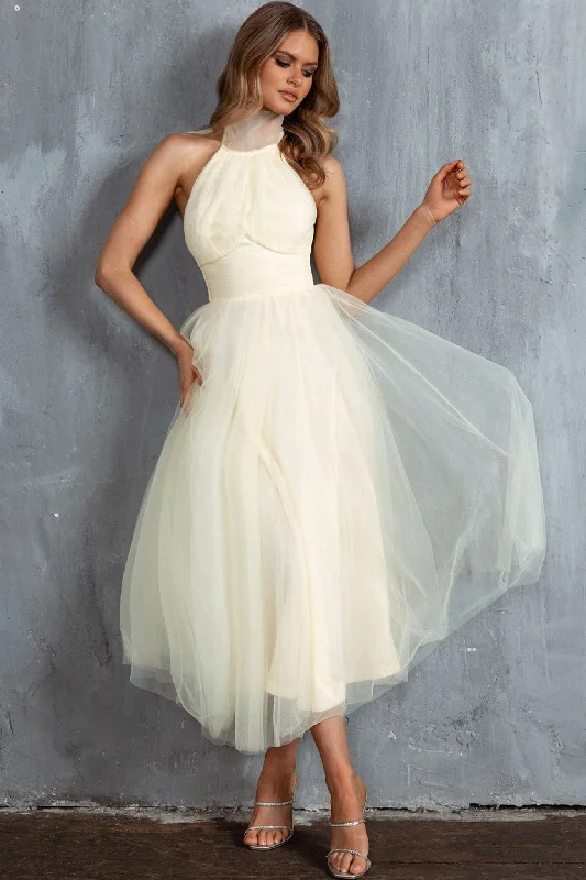 Midi dresses with ruffled sleeves for a more feminine and voluminous look Andria Halterneck Tulle Midi Dress Butter Midi dresses with ruffled sleeves for a more feminine and voluminous look Andria Halterneck Tulle Midi Dress Butter