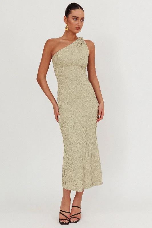 Midi dresses with fringe details for a fun and energetic style Lingering Love One-Shoulder Twist Midi Dress Sage Midi dresses with fringe details for a fun and energetic style Lingering Love One-Shoulder Twist Midi Dress Sage