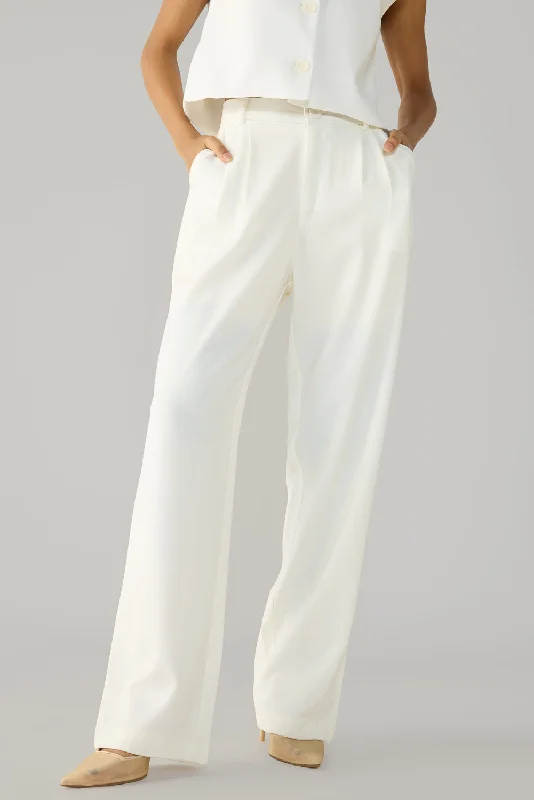 Cropped Women's Corduroy Pants in Autumn ColorsOff White Double Pleated Korean Pants Cropped Women's Corduroy Pants in Autumn ColorsOff White Double Pleated Korean Pants