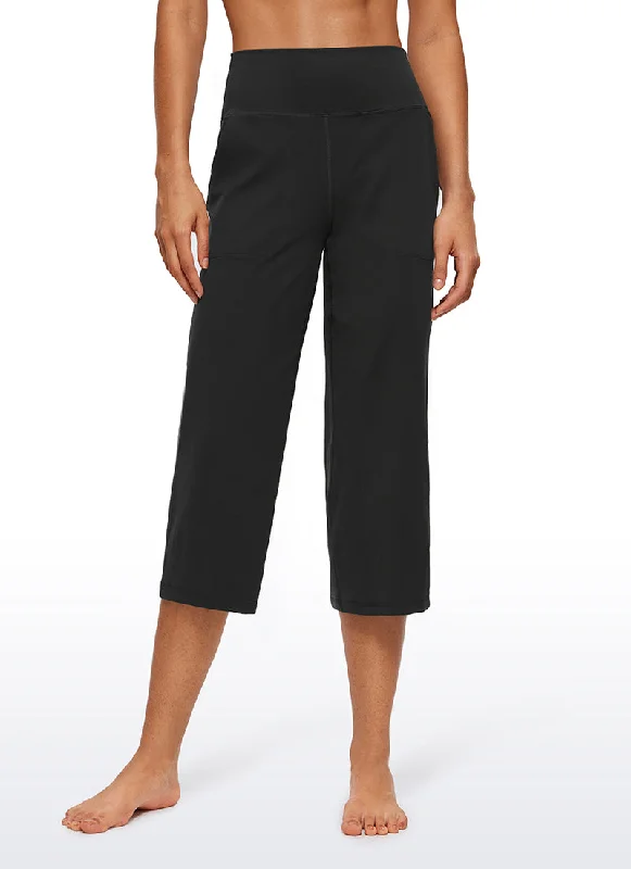 Plus Size Women's Patchwork - Design Jeans for a Unique AppearanceButterluxe High Waist Wide Leg Pants with Pockets 23'' Plus Size Women's Patchwork - Design Jeans for a Unique AppearanceButterluxe High Waist Wide Leg Pants with Pockets 23''