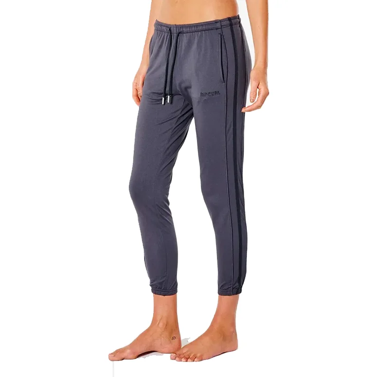 Capri Length Women's Printed Yoga Pants for Workout SessionsVaporCool Track Pant