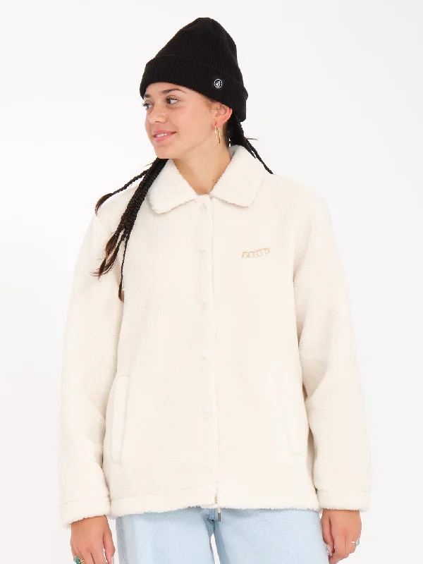 Petite women's wool blend coats with a tailored fit for a flattering silhouetteBlastone Coat - CLOUD Petite women's wool blend coats with a tailored fit for a flattering silhouetteBlastone Coat - CLOUD