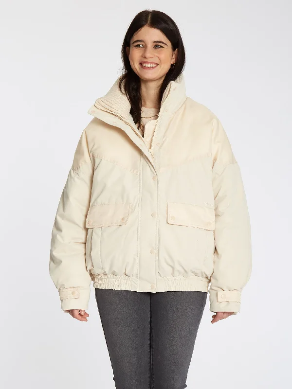 Women's longline double - breasted camel coats for a sophisticated lookBlowson 5K Jacket - SAND Women's longline double - breasted camel coats for a sophisticated lookBlowson 5K Jacket - SAND