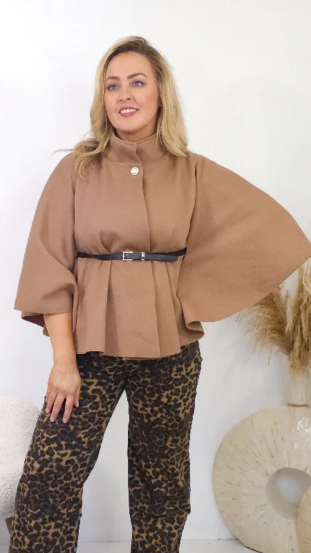 Mid - length women's down coats in a slim fit for a modern and sleek appearanceCliona Brown Cape Mid - length women's down coats in a slim fit for a modern and sleek appearanceCliona Brown Cape