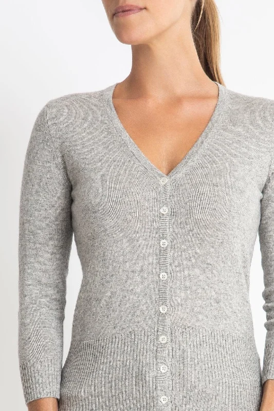 boyfriend style women cardigan for a relaxed fitSilk + Cashmere Audrey Cardigan in Pale Marle Grey boyfriend style women cardigan for a relaxed fitSilk + Cashmere Audrey Cardigan in Pale Marle Grey