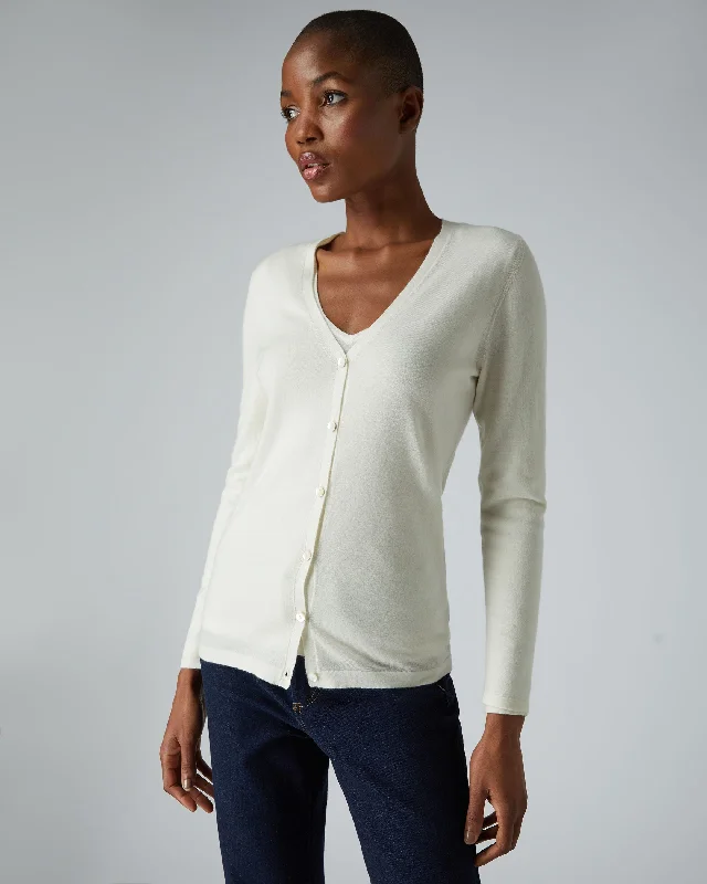 boyfriend style women cardigan for a relaxed fitWomen's Mia Superfine Cashmere V Neck Cardigan New Ivory White boyfriend style women cardigan for a relaxed fitWomen's Mia Superfine Cashmere V Neck Cardigan New Ivory White