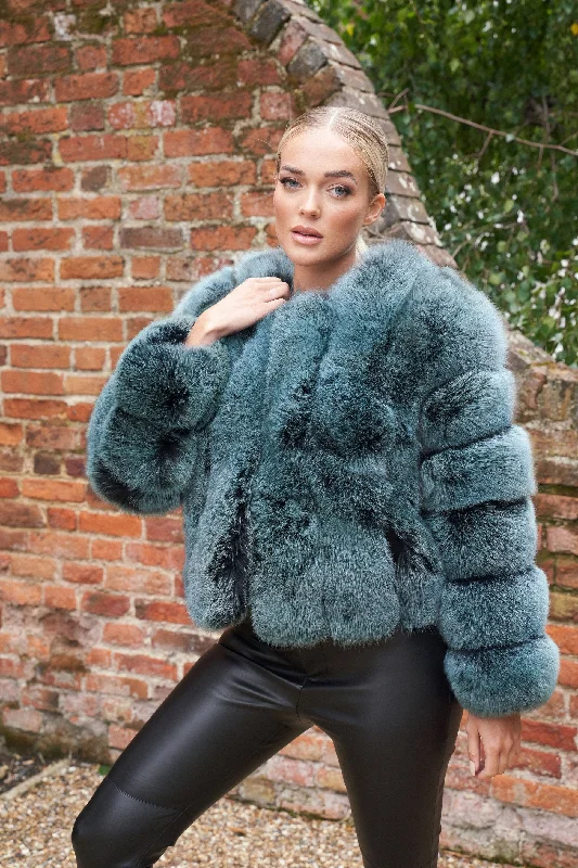 Oversized women's wool coats in a monochromatic look for a trendy outfitVertical Cropped Fox Coat Oversized women's wool coats in a monochromatic look for a trendy outfitVertical Cropped Fox Coat