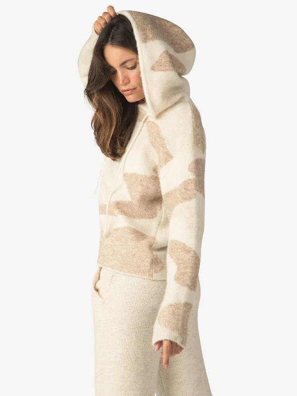 Shearling - lined women's leather coats for ultimate warmth and luxuryW CHALET HOODIE - Cream Camo Shearling - lined women's leather coats for ultimate warmth and luxuryW CHALET HOODIE - Cream Camo
