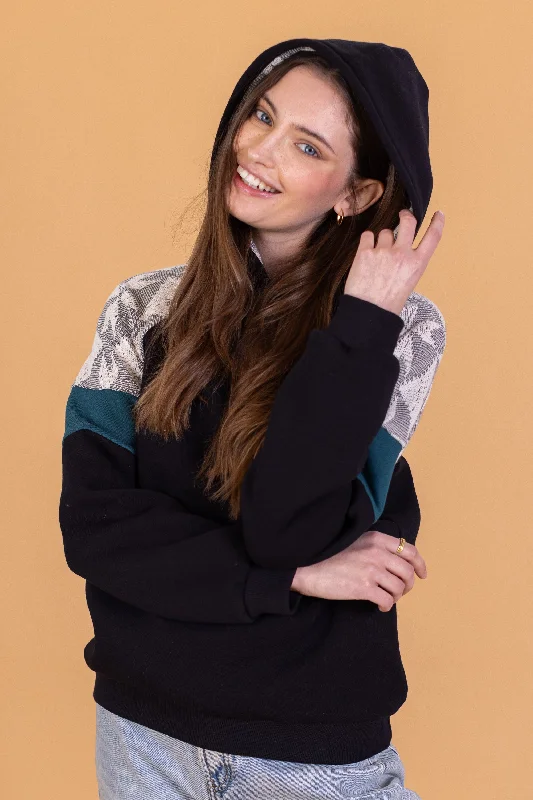 Sleeveless Women's Silk - Trimmed Sweaters for SummerHoodie Vera Snowflake.