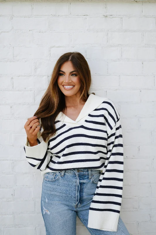 Open - Front Women's Cardigan - Style Mohair SweatersOversized Striped Sweater-Cream Open - Front Women's Cardigan - Style Mohair SweatersOversized Striped Sweater-Cream