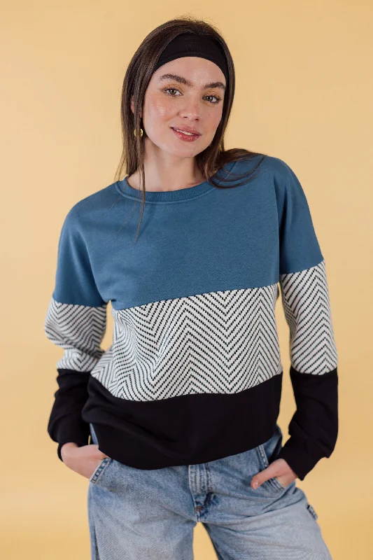 Boat Neck Women's Merino Wool Sweaters in Neutral ShadesSweater Mia Blue Herringbone Boat Neck Women's Merino Wool Sweaters in Neutral ShadesSweater Mia Blue Herringbone