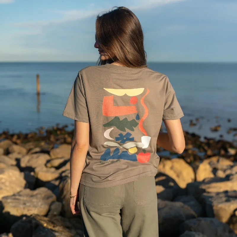 Crew Neck Women T Shirt with a Timeless DesignWomen's Explore Earth T-Shirt