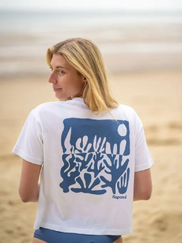 Crew Neck Women T Shirt with a Timeless DesignWomen's Seascape T-Shirt Boxy T-Shirt