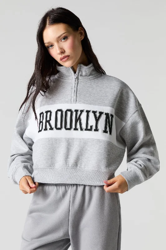 Women's long - sleeve cropped sweatshirt with ribbed cuffs for a snug fitCity Twill Embroidered Quarter Zip Fleece Sweatshirt Women's long - sleeve cropped sweatshirt with ribbed cuffs for a snug fitCity Twill Embroidered Quarter Zip Fleece Sweatshirt