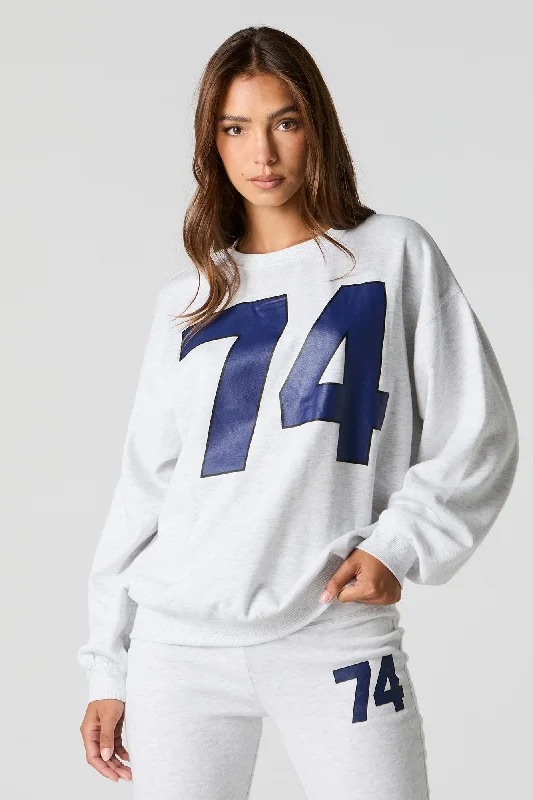 Women's hoodie with a kangaroo pocket and a pom - pom drawstring for added charmGraphic Fleece Sweatshirt Women's hoodie with a kangaroo pocket and a pom - pom drawstring for added charmGraphic Fleece Sweatshirt