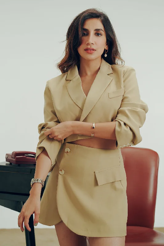 Women's cropped satin jackets in pastel shades for a glamorous evening outBeige Lapel Neck Cropped Blazer