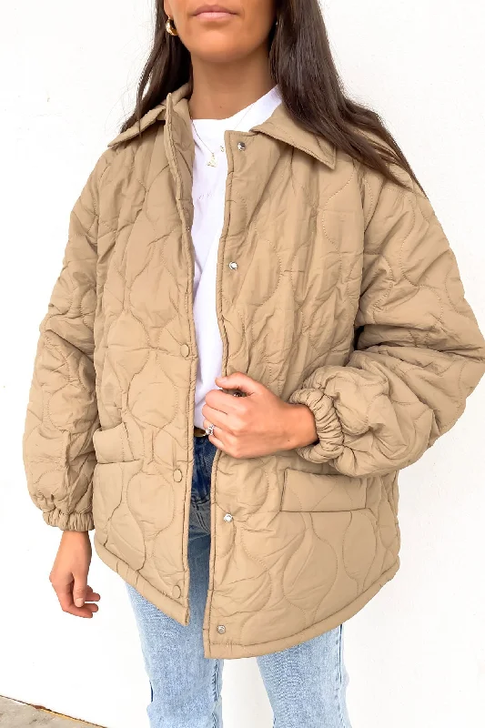 Women's denim jackets with a patchwork design for a bohemian and artsy styleElyse Quilted Jacket Beige Women's denim jackets with a patchwork design for a bohemian and artsy styleElyse Quilted Jacket Beige