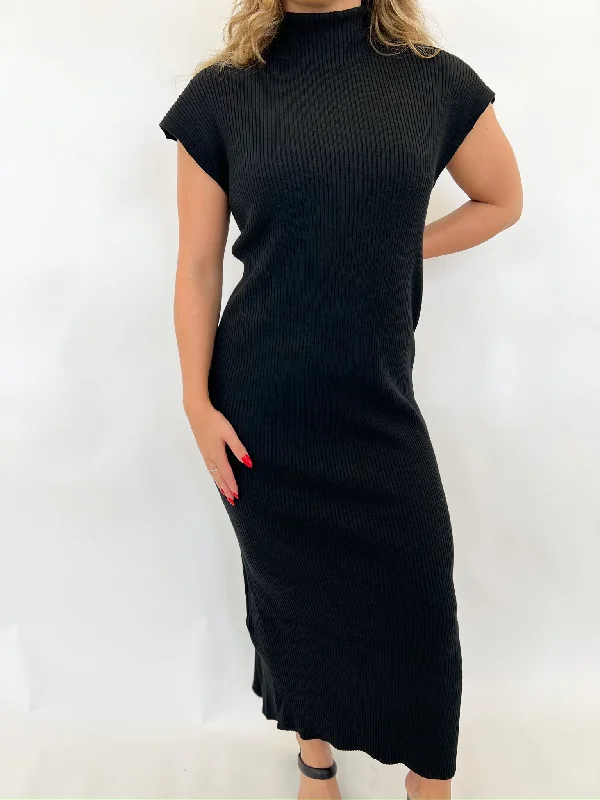 Off - the - Shoulder Women Dress for a Romantic and Feminine Look Off - the - Shoulder Women Dress for a Romantic and Feminine Look Black Aconitum Dress Off - the - Shoulder Women Dress for a Romantic and Feminine Look Off - the - Shoulder Women Dress for a Romantic and Feminine Look Black Aconitum Dress