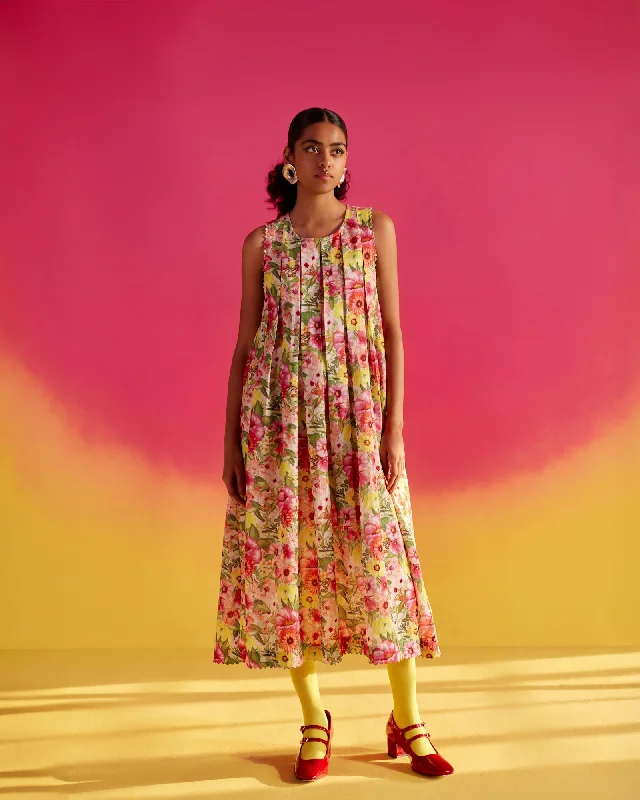 Pleated Women Dress with a Timeless and Elegant Texture Pleated Women Dress with a Timeless and Elegant Texture Calendula Midi Dress Pleated Women Dress with a Timeless and Elegant Texture Pleated Women Dress with a Timeless and Elegant Texture Calendula Midi Dress
