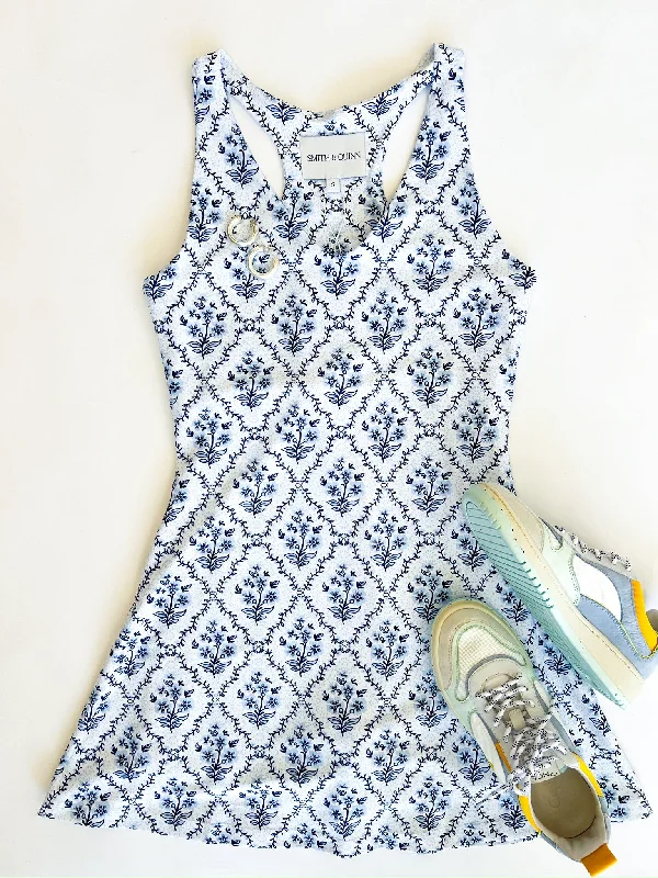 Pleated Women Dress with a Timeless and Elegant Texture Pleated Women Dress with a Timeless and Elegant Texture Camilla Cornflower Tile Dress Pleated Women Dress with a Timeless and Elegant Texture Pleated Women Dress with a Timeless and Elegant Texture Camilla Cornflower Tile Dress