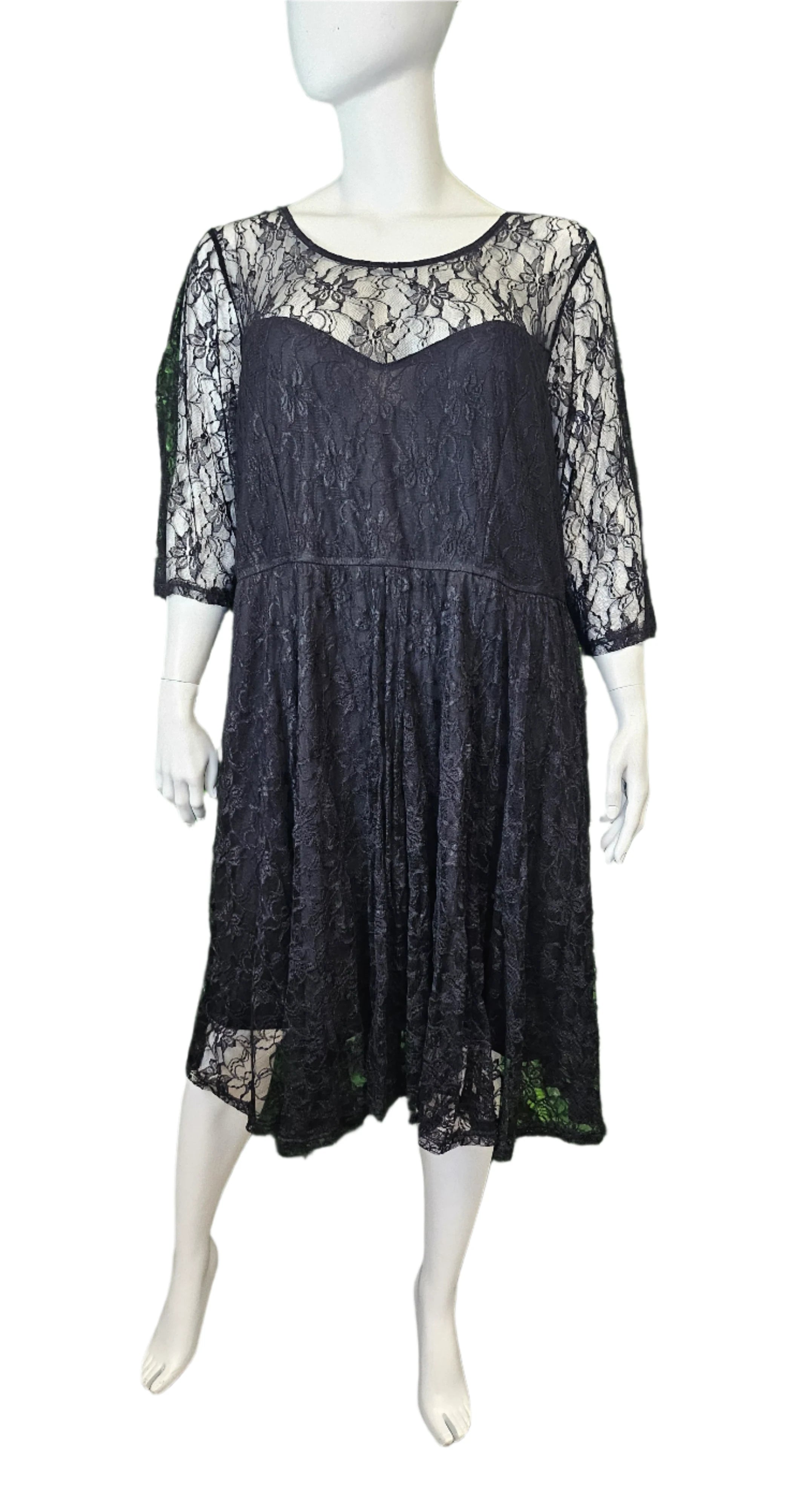 Wrap - Style Women Dress with Adjustable Fit for All Body Types Wrap - Style Women Dress with Adjustable Fit for All Body Types CITY CHIC - 3/4 sleeve lace dress! 20 Wrap - Style Women Dress with Adjustable Fit for All Body Types Wrap - Style Women Dress with Adjustable Fit for All Body Types CITY CHIC - 3/4 sleeve lace dress! 20