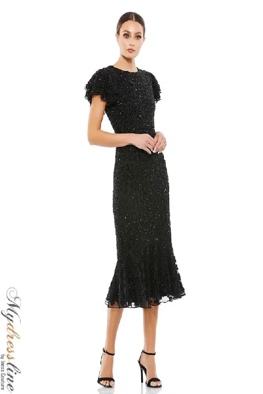Halter Neck Women Dress to Show Off the Shoulders and Neckline Halter Neck Women Dress to Show Off the Shoulders and Neckline Mac Duggal 10771 Halter Neck Women Dress to Show Off the Shoulders and Neckline Halter Neck Women Dress to Show Off the Shoulders and Neckline Mac Duggal 10771