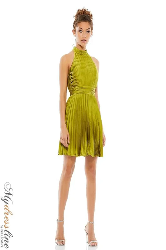 Sleeveless Women Dress in Bright Colors for Summer Parties Sleeveless Women Dress in Bright Colors for Summer Parties Mac Duggal 26645 Sleeveless Women Dress in Bright Colors for Summer Parties Sleeveless Women Dress in Bright Colors for Summer Parties Mac Duggal 26645
