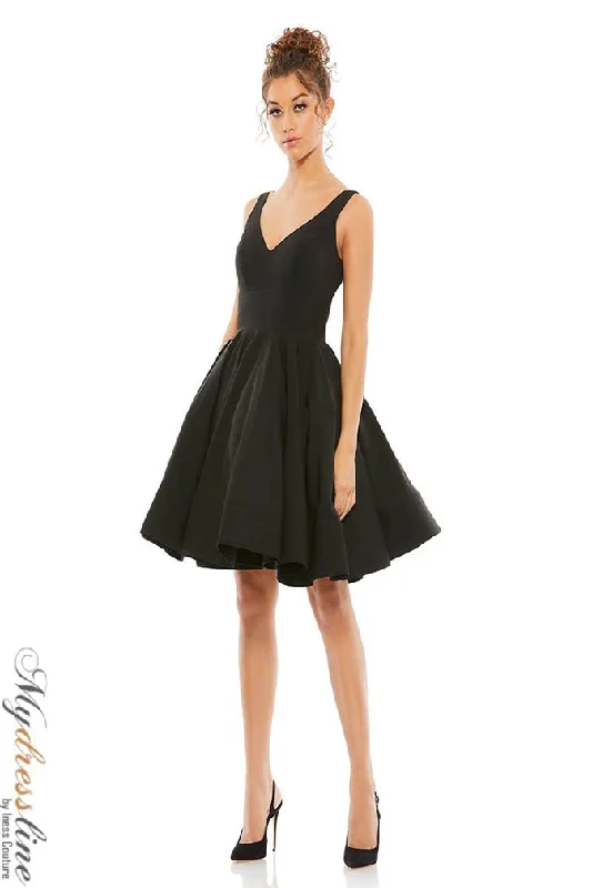 Pleated Women Dress with a Timeless and Elegant Texture Pleated Women Dress with a Timeless and Elegant Texture Mac Duggal 48478 Pleated Women Dress with a Timeless and Elegant Texture Pleated Women Dress with a Timeless and Elegant Texture Mac Duggal 48478