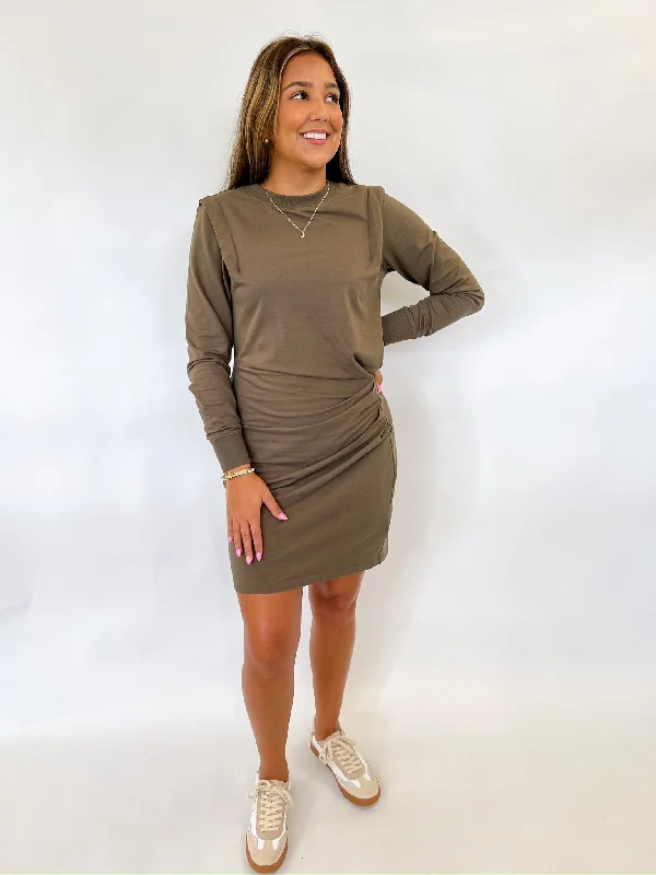Shift Women Dress with a Simple and Classic Design for Everyday Wear Shift Women Dress with a Simple and Classic Design for Everyday Wear Vineyard Hendrix Dress Shift Women Dress with a Simple and Classic Design for Everyday Wear Shift Women Dress with a Simple and Classic Design for Everyday Wear Vineyard Hendrix Dress