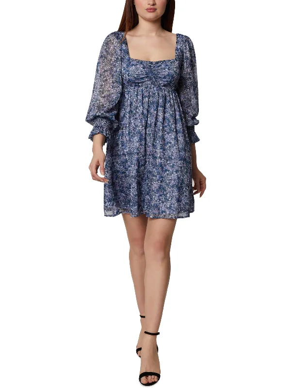 Ruffled Women Dress with Multiple Layers for a Playful and Girly Style Ruffled Women Dress with Multiple Layers for a Playful and Girly Style Womens Floral Print Knee Length Fit & Flare Dress Ruffled Women Dress with Multiple Layers for a Playful and Girly Style Ruffled Women Dress with Multiple Layers for a Playful and Girly Style Womens Floral Print Knee Length Fit & Flare Dress