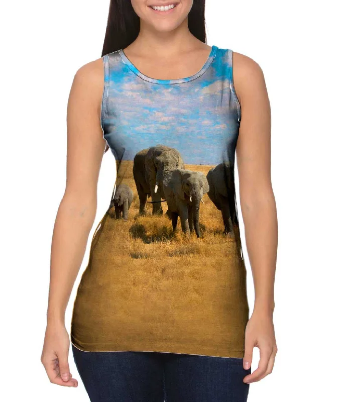 Scoop Neck Women's Linen Blend Tank Tops for SummerButterfly Wolf