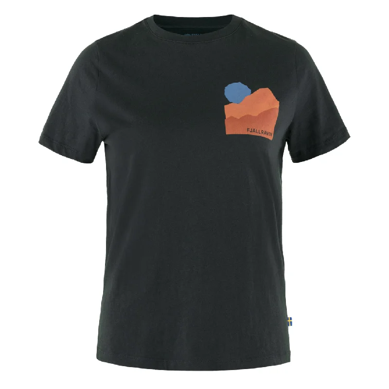 Dry - clean only polo shirt in luxurious silk blendFjallraven Womens Nature T-Shirt Black Dry - clean only polo shirt in luxurious silk blendFjallraven Womens Nature T-Shirt Black