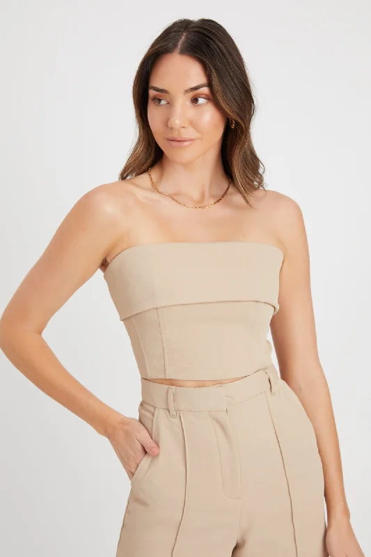 Crochet - Knit Women's Crop Top in Cream for a Bohemian and Artisanal LookOyster Corset Top Crochet - Knit Women's Crop Top in Cream for a Bohemian and Artisanal LookOyster Corset Top