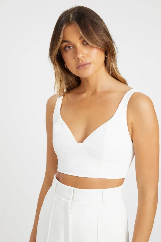 Plus - Size Women's Ruffled Crop Top in Pink for a Feminine and Flirty AppearanceOyster Super Crop Plus - Size Women's Ruffled Crop Top in Pink for a Feminine and Flirty AppearanceOyster Super Crop