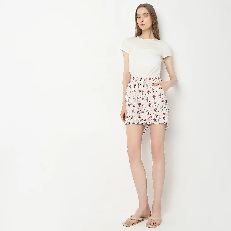 Ruffled Hem Women Shorts to Add a Feminine TouchRegular Fit Printed Lounge Shorts