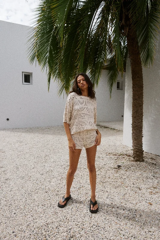Denim Women Shorts with Distressed Details for a Casual VibeSamia Short - Sand