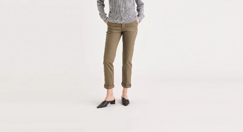Solid Color Women Shorts in Bright Hues for a Bold StatementWeekend Chinos, Slim Fit Solid Color Women Shorts in Bright Hues for a Bold StatementWeekend Chinos, Slim Fit