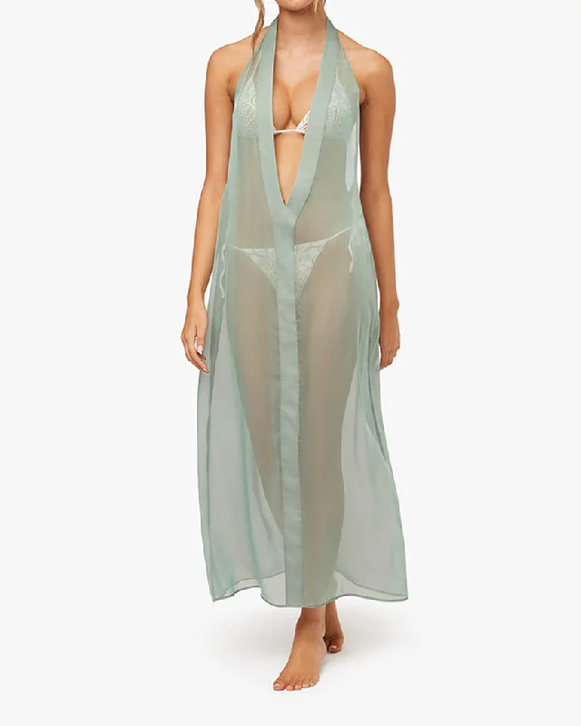 Anti - bacterial cover ups for a hygienic beachwear optionPlunge Halter Maxi Dress