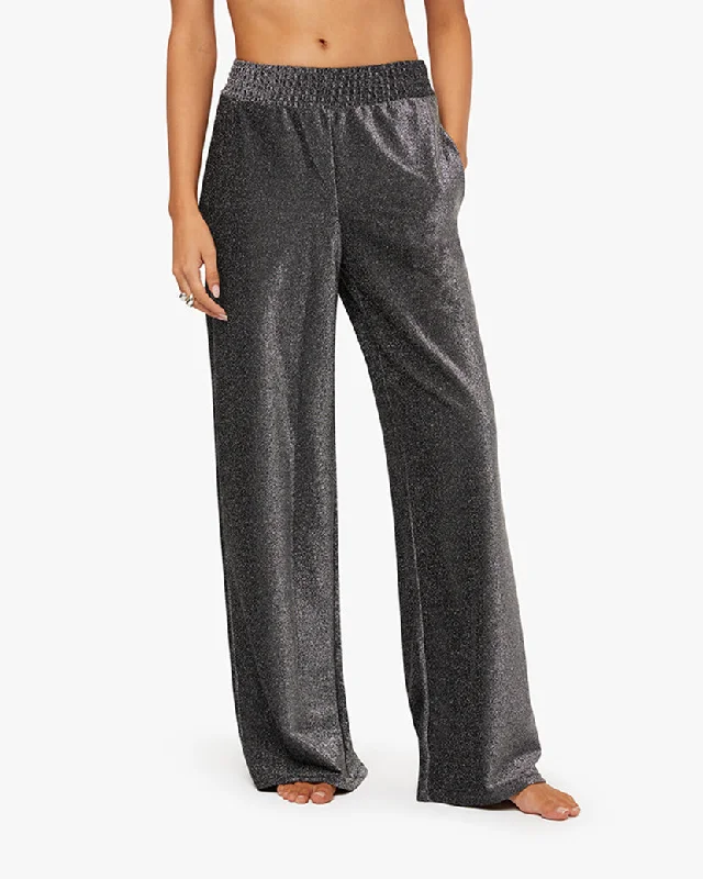 Moisture - wicking cover ups for staying dry during beach activitiesSmocked Pants