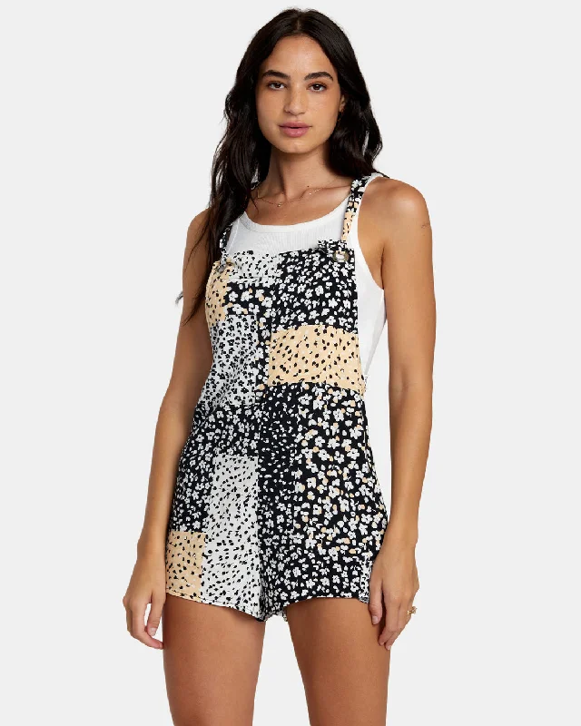 Poncho - style cover ups for a cozy and fashionable beach accessoryStandard Romper - Melon Poncho - style cover ups for a cozy and fashionable beach accessoryStandard Romper - Melon